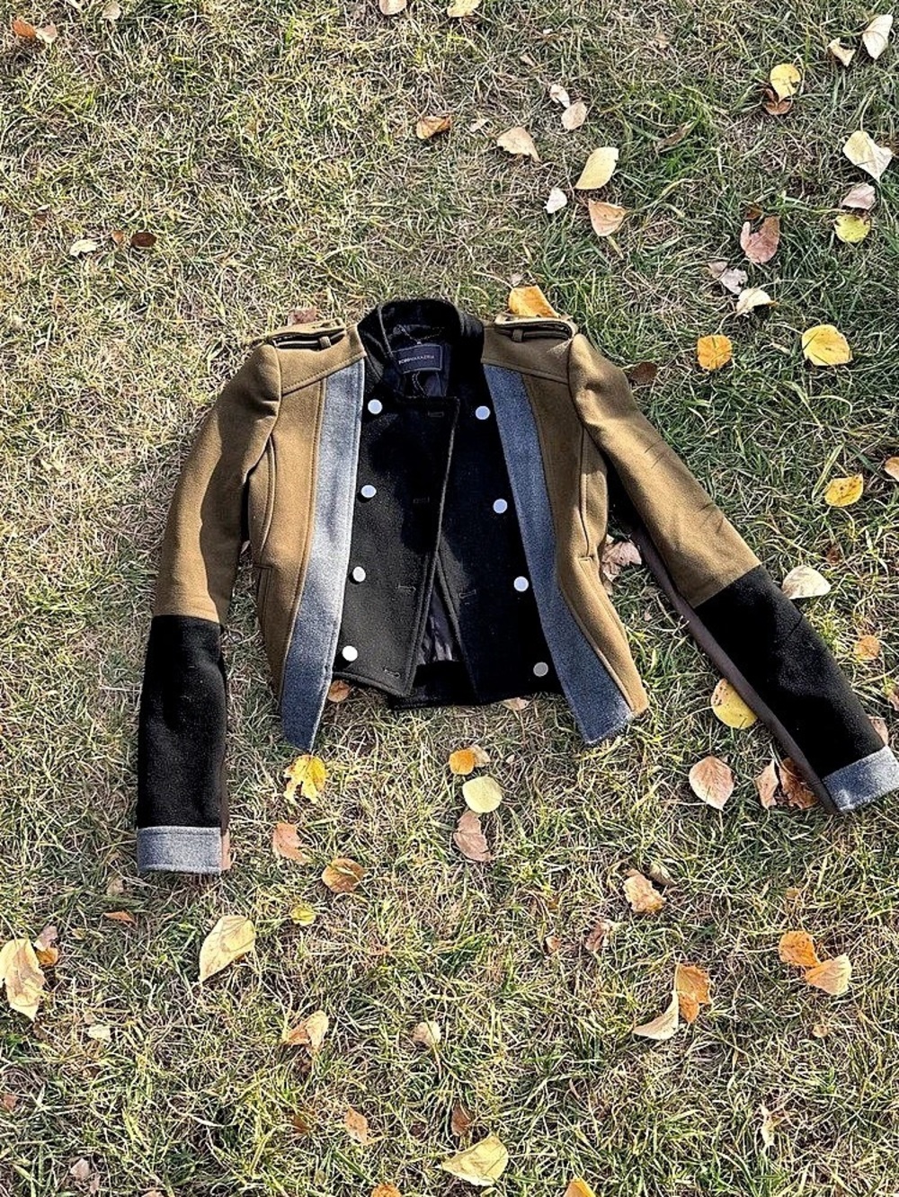 BCBGMAXAZRIA Military Style Colourblock Jacket